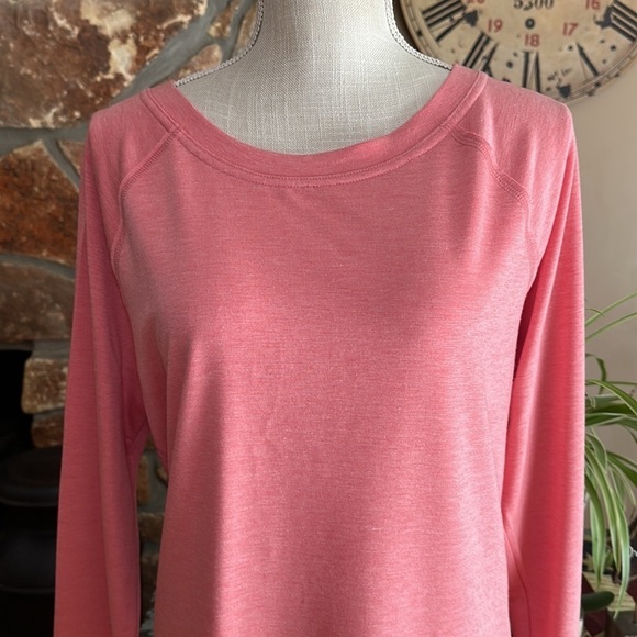 Women’s SO Long Sleeve Open Back Long Sleeve Top Size Large Peach - Picture 13 of 13